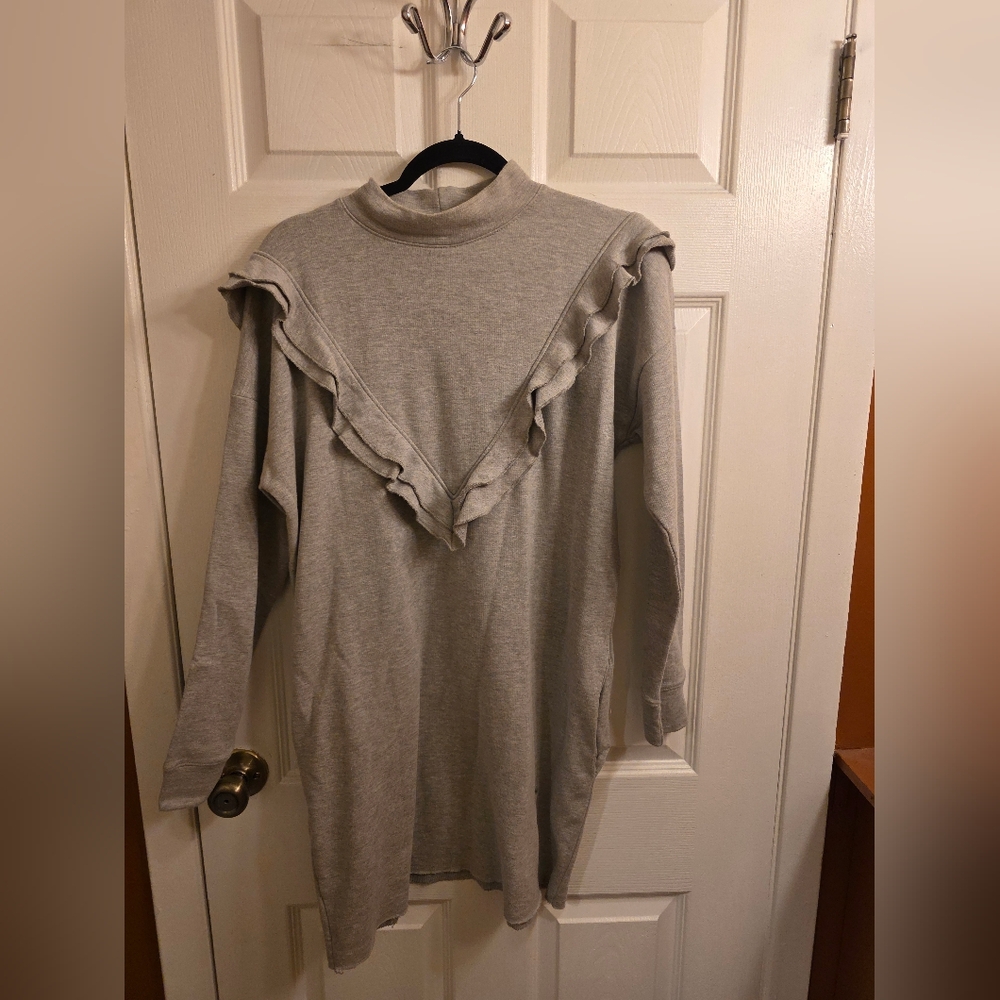 Gray Ruffled Women's Top
